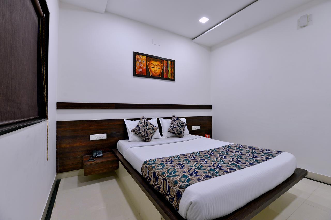 Oyo 8022 Hotel Sunil Inn Raipur  Exterior photo